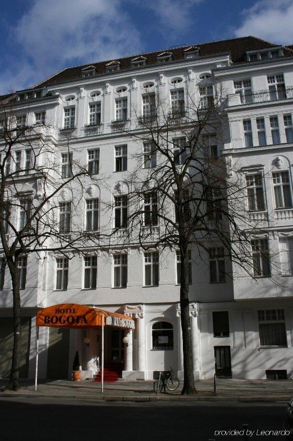Stadt-Gut-Hotel Bogota Berlim Exterior foto